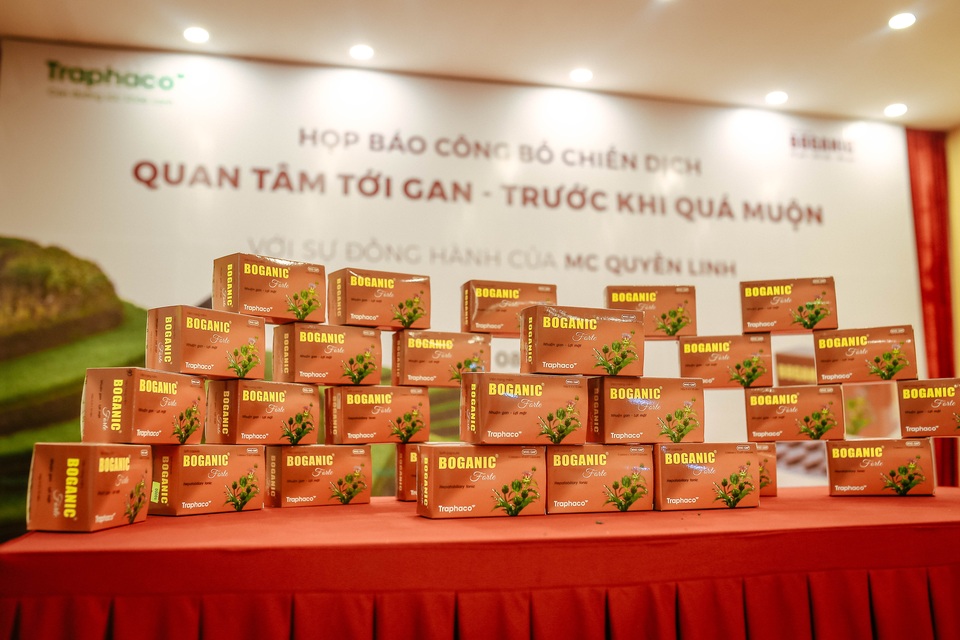 “Ông mối” Quyền Linh hẹn hò Sapa trong chiến dịch mới - 4 “Ông mối” Quyền Linh hẹn hò Sapa trong chiến dịch mới - 4
