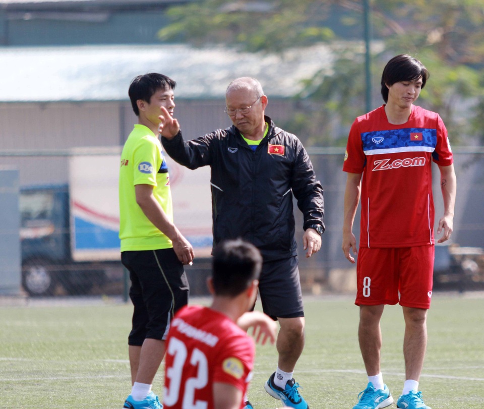U23 Việt Nam sắp đi Thái Lan, HLV Park Hang Seo luyện chiêu tủ - 1
HLV Park Hang Seo đã sẵn sàng cho chiến dịch tại Thái Lan - Ảnh: Gia Hưng