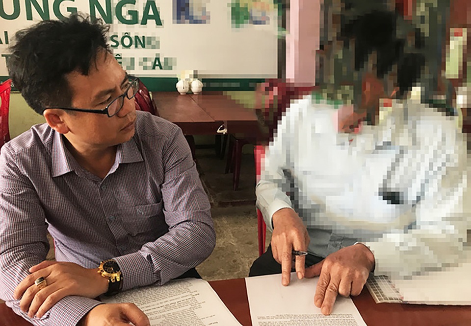 Bị cán bộ công an huyện lừa gần nửa tỷ đồng vì muốn cho con vào “ngành”! - 3 Bị cán bộ công an huyện lừa gần nửa tỷ đồng vì muốn cho con vào “ngành”! - 3