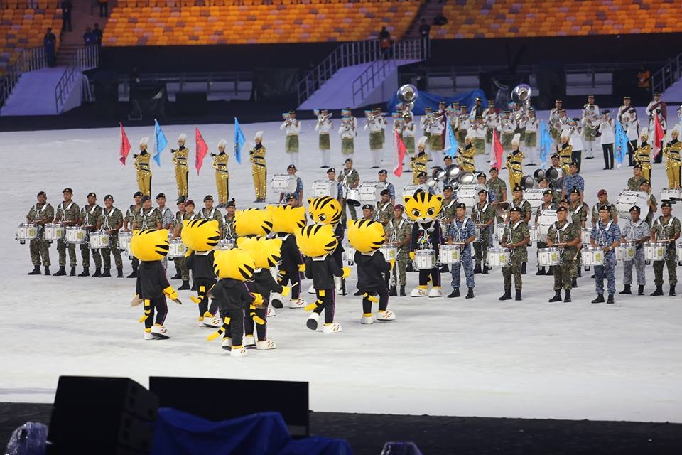 Lễ khai mạc SEA Games 29: Bữa tiệc đậm đà bản sắc văn hóa - 14
Màn biểu diễn trống của các linh vật hổ Rimau, ảnh: Q.H