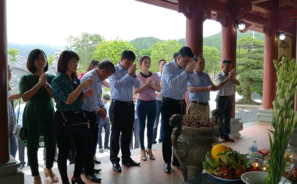 Nghĩa trang liệt sỹ Việt - Lào sẽ trở thành điểm du lịch tâm linh - 1 Nghĩa trang liệt sỹ Việt - Lào sẽ trở thành điểm du lịch tâm linh - 1