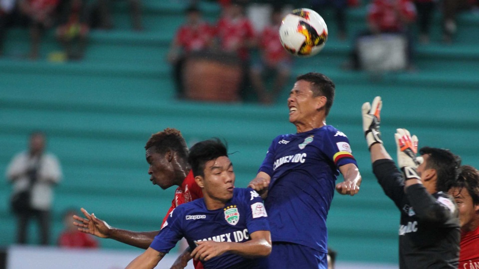 Anh Đức đang dẫn đầu danh sách với 8 bàn thắng (ảnh: Nguyễn Đình)