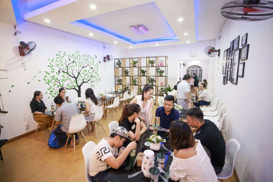 HOANGTU’S TEA và dấu ấn của nữ doanh nhân xinh đẹp - 6
Trong tương lai chị sẽ tiếp tục nhân rộng cửa hàng HOANGTU’S TEA ra nhiều tỉnh thành khác trong cả nước.