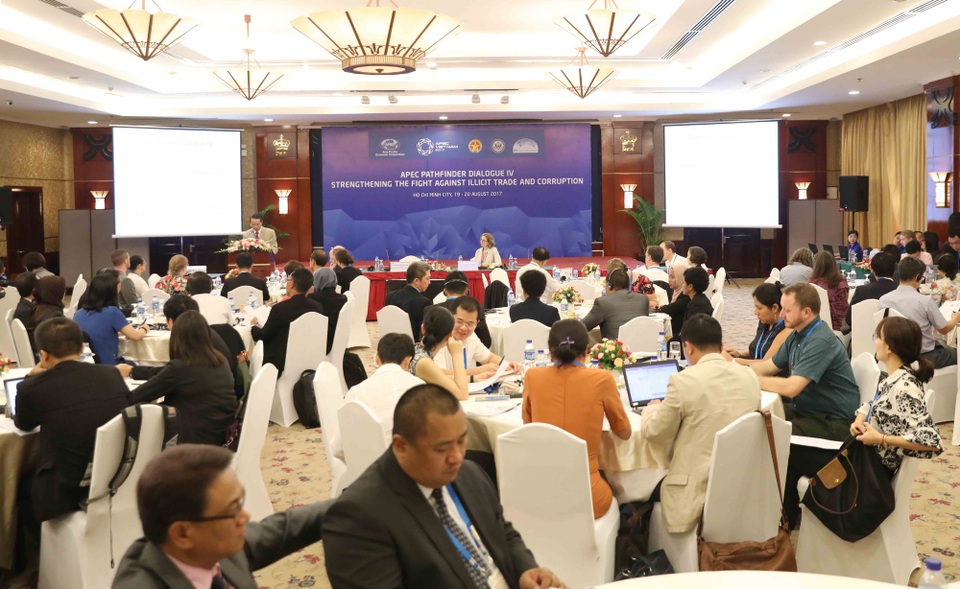 Các sự kiện nổi bật trong năm APEC 2017 của chủ nhà Việt Nam - 11 Quang cảnh Đối thoại APEC về chống tham nhũng và buôn lậu của Nhóm công tác về chống tham nhũng và minh bạch hóa (ACTWG) tại thành phố Hồ Chí Minh từ ngày 19-20/8.