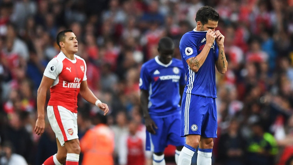 5 trận đấu quyết định giúp Chelsea vô địch Premier League - 1 Trận thua trước Arsenal đã khiến HLV Conte quyết định chuyển sang sơ đồ 3-4-3
