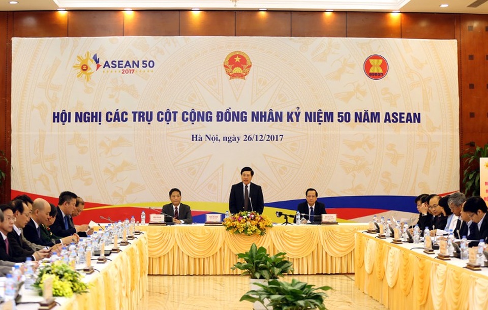 Việt Nam sẽ làm Chủ tịch ASEAN năm 2020 - 2 Hội nghị các Trụ cột Cộng đồng ASEAN nhân kỷ niệm 50 năm ASEAN tại Hà Nội sáng 26/12
