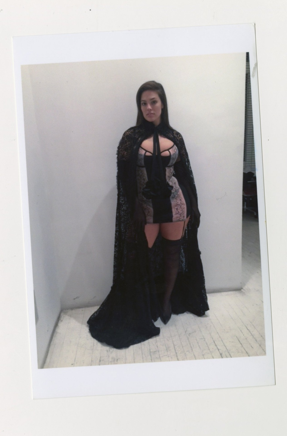 Người mẫu ngoại cỡ tự tin khoe dáng - 9
Ashley Graham rất thành công khi đảm nhiệm vai trò NTK thời trang
