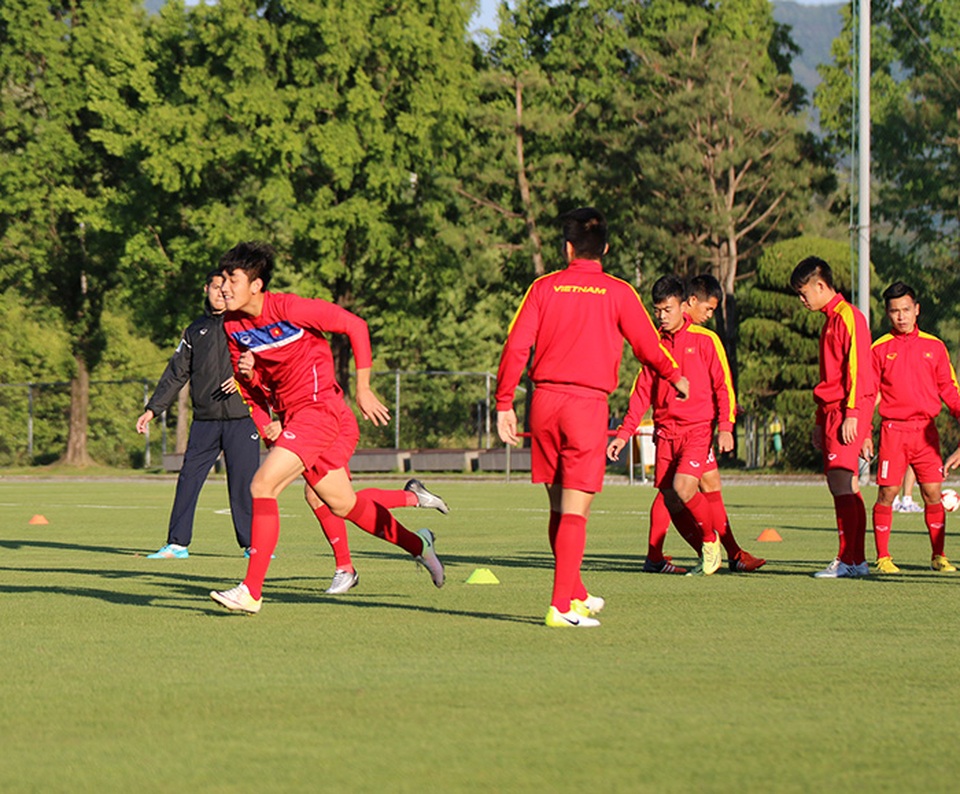 Cầu thủ U20 Việt Nam thách đố nhau xé lưới U20 Honduras - 2
Toàn đội lấy lại tinh thần sau trận thua U20 Pháp