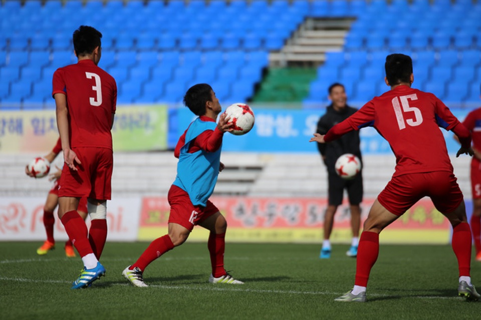 Cầu thủ U20 Việt Nam “cười hết cỡ” khi chơi đùa với bóng - 8
U20 Việt Nam tập nặng trước khi World Cup khởi tranh