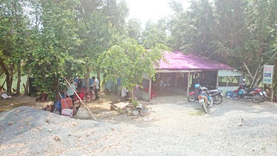 Khu vực hai mẹ con bà T. cãi nhau rồi bà T. châm xăng tự thiêu