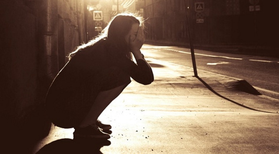 Dọa tung ảnh bán khỏa thân để níu kéo người tình đồng giới - 1