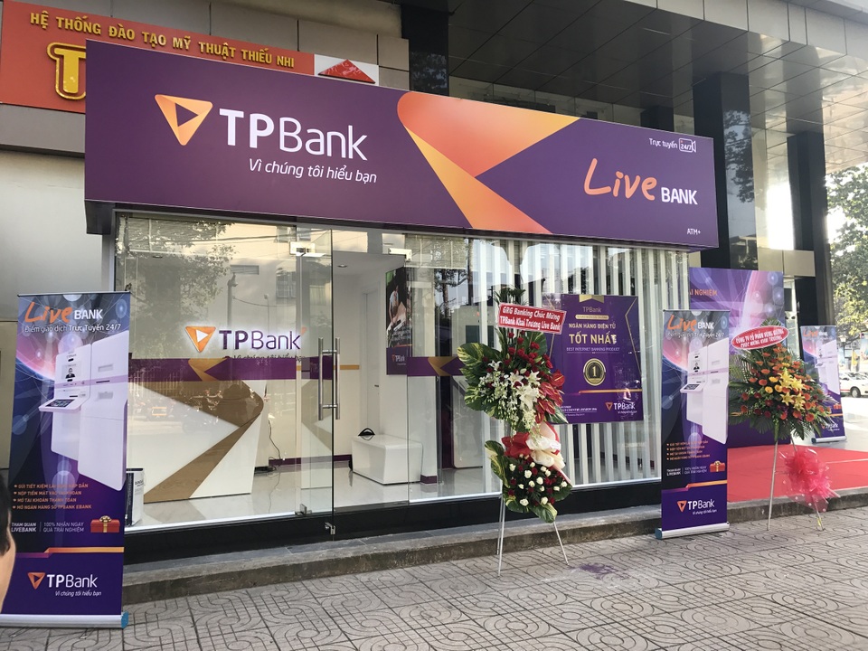 TPBank thí điểm mô hình Ngân hàng 24/7 lần đầu tiên tại Việt Nam - 1 TPBank thí điểm mô hình Ngân hàng 24/7 lần đầu tiên tại Việt Nam - 1