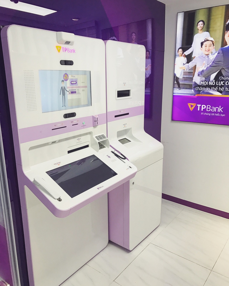 TPBank thí điểm mô hình Ngân hàng 24/7 lần đầu tiên tại Việt Nam - 4 TPBank thí điểm mô hình Ngân hàng 24/7 lần đầu tiên tại Việt Nam - 4