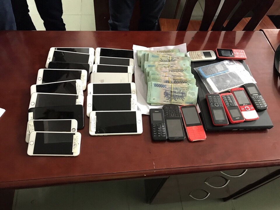 Tang vật công an thu giữ