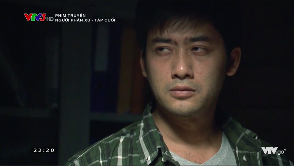 Khán giả “bắt lỗi” tình tiết vô lý trong tập cuối “Người phán xử” - 1 Cảnh Bảo ngậu và Lương Bổng đối mặt dưới căn hầm bí mật trong tập cuối Người phán xử.