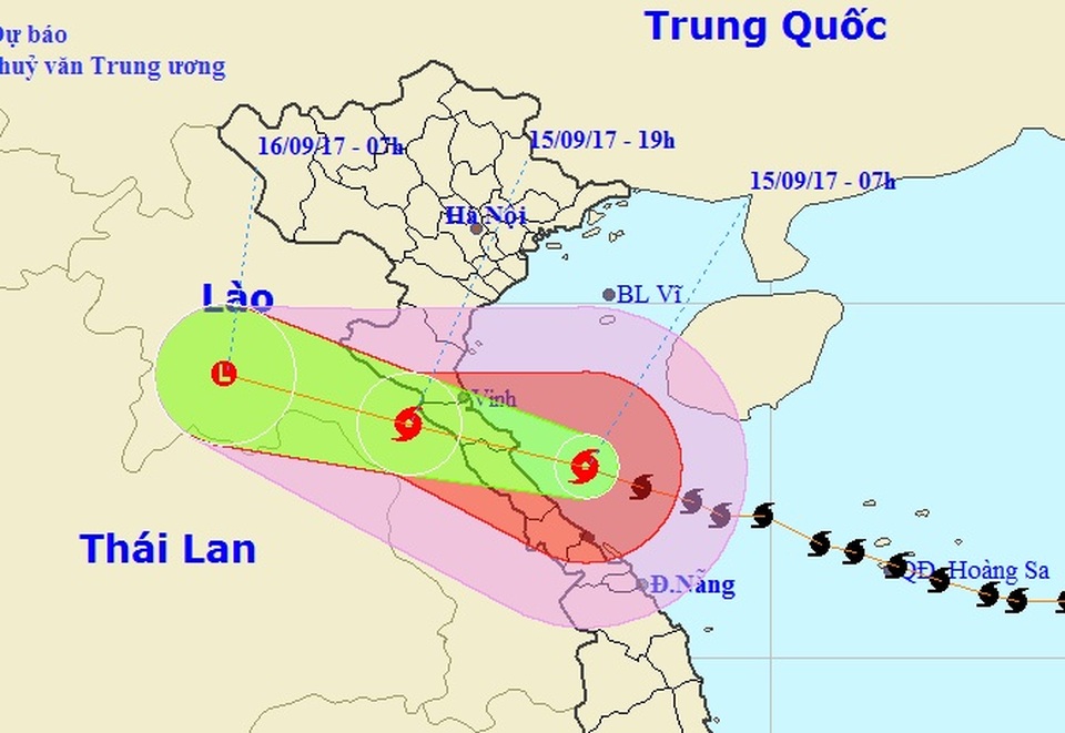Bão số 10 đã vào vùng biển Hà Tĩnh - Quảng Trị - 1 Vị trí và hướng di chuyển của bão số 10 (Ảnh: NCHMF).