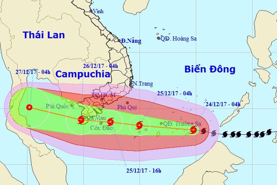 Bão số 16 di chuyển nhanh, hướng vào Nam Bộ - 1 Vị trí và hướng di chuyển của bão Tembin. (Ảnh: NCHMF).