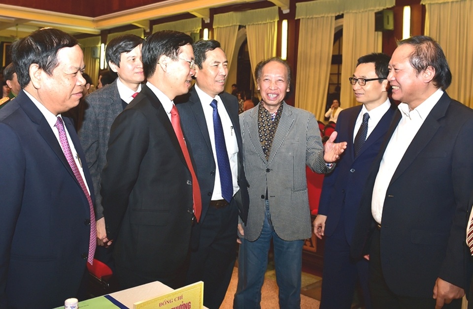 “Xử phạt báo chí rất đau lòng, nhưng cần thiết” - 2 Các đại biểu tham dự Hội nghị báo chí toàn quốc năm 2016, triển khai nhiệm vụ năm 2017. Ảnh: VGP