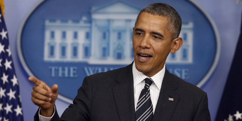 Những di sản của ông Obama sau 2 nhiệm kỳ - 1 Tổng thống Mỹ gốc Phi đầu tiên: Việc trở thành tổng thống da màu đầu tiên trong lịch sử Mỹ đã đặt ra cho ông Obama nhiều thách thức, bao gồm những nghi vấn kéo dài suốt nhiều năm về nơi sinh của ông. Mặc dù sự phân biệt chủng tộc vẫn còn dai dẳng ở Mỹ trong 2 nhiệm kỳ của Tổng thống Obama nhưng một thế hệ những người Mỹ gốc Phi trẻ tuổi đang nhìn vào đương kim tổng thống như một hình mẫu để họ có thể vươn lên và giành lấy những vị trí cao nhất trong chính quyền. (Ảnh: Getty)