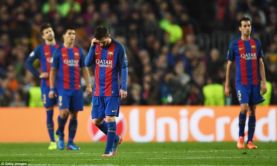 Những khoảnh khắc kỳ diệu trong chiến thắng 6-1 của Barca trước PSG - 12 
Nỗi thất vọng của Messi khi PSG có được bàn gỡ