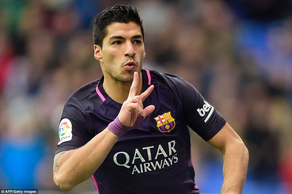 Vắng Neymar, Barcelona bất lực trước Deportivo tại Riazor - 9
Luis Suarez vẫn giữ được phong độ ghi bàn rất đều đặn