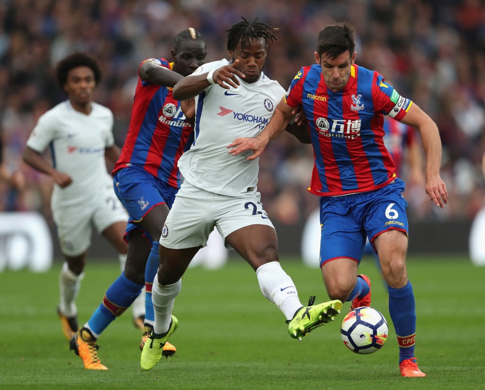 Batshuayi là nỗi thất vọng lớn của Chelsea