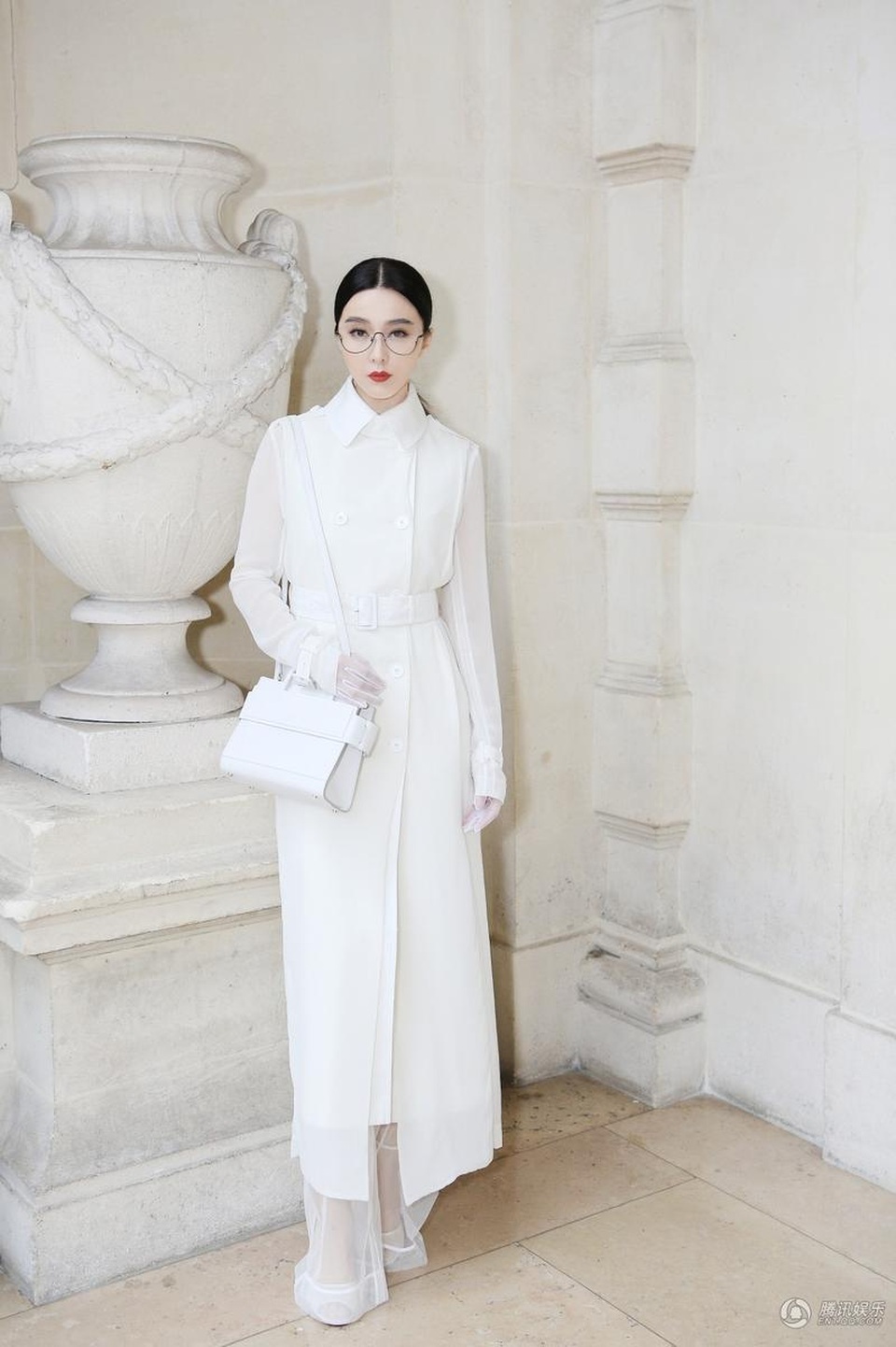 
Đám cưới của Lý Thần và Phạm Băng Băng được kỳ vọng là một trong những hôn lễ được chờ đợi nhất của làng giải trí Hoa ngữ hiện tại. Thời điểm này, thời gian cũng như địa điểm tổ chức hôn lễ vẫn được hai nhân vật chính giữ bí mật.
