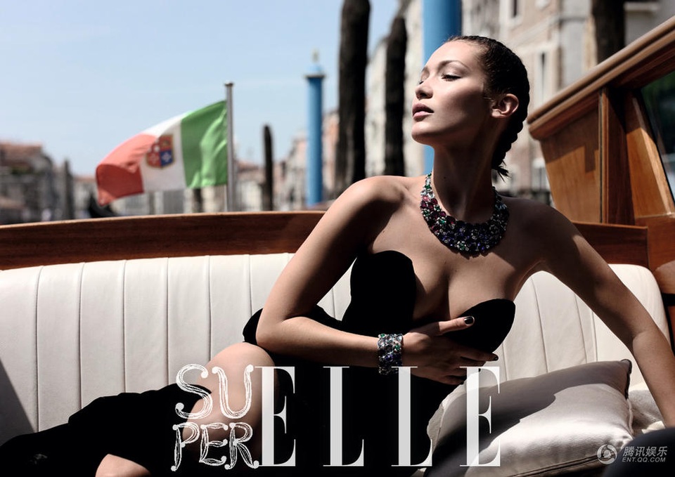 Siêu mẫu Bella Hadid khoe đường cong tuyệt mỹ - 7
Bella Hadid cho biết, trình diễn thời trang là một đam mê dài lâu của cô. Người đẹp 21 tuổi làm việc chăm chỉ và kiếm bộn tiền trong vài năm trở lại đây. Cô đã tự “tậu” được nhà riêng và hài lòng khi tự gây dựng sự nghiệp và đứng trên đôi chân của mình.