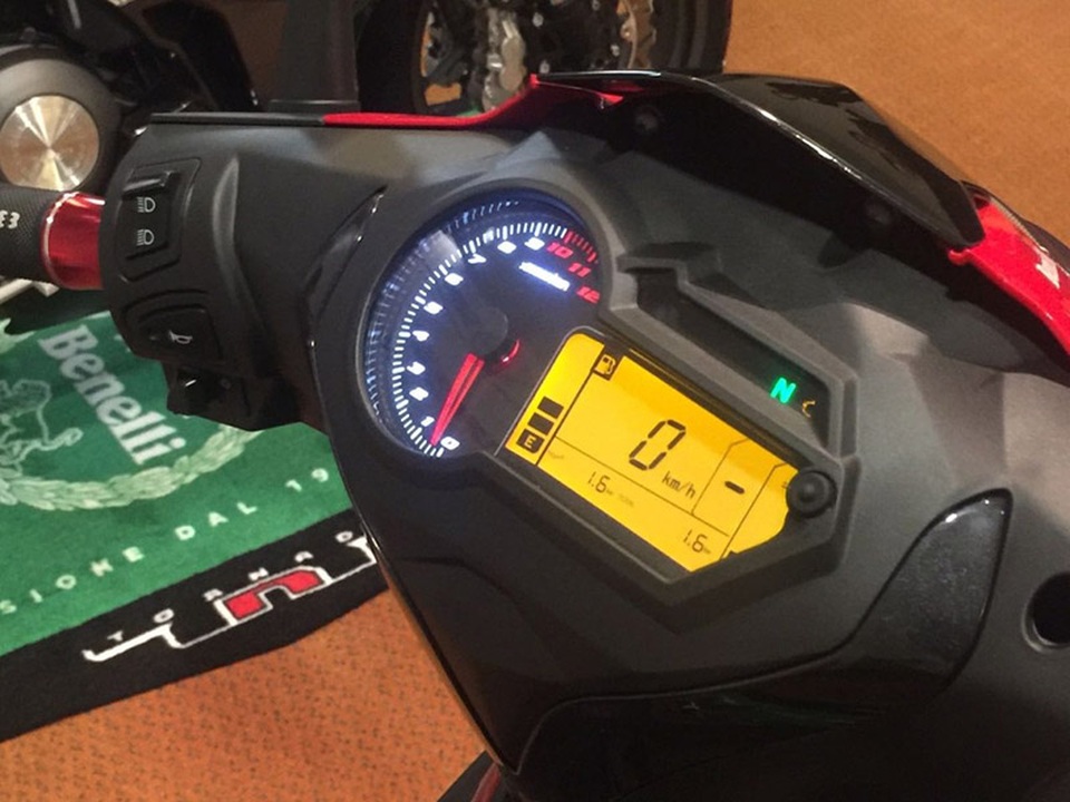 Benelli RFS150i 2017 - Đối thủ mới của Yamaha Exciter và Honda Winner - 3 Benelli RFS150i 2017 - Đối thủ mới của Yamaha Exciter và Honda Winner - 3
