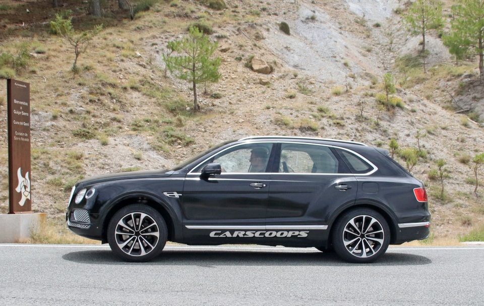 Bentayga sẽ là xe hybrid đầu tiên của Bentley - 3 Bentayga sẽ là xe hybrid đầu tiên của Bentley - 3