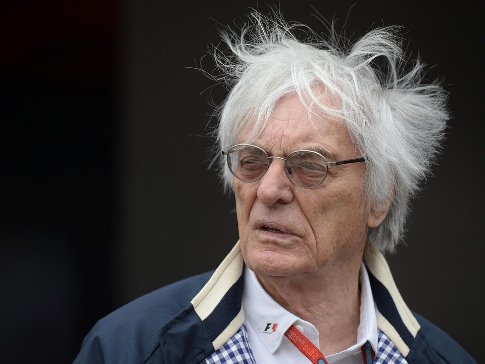 Ban tổ chức F1 muốn xúc tiến chặng đua tại Việt Nam - 2
Tỷ phú Bernie Ecclestone từng phản đối ý tưởng mở chặng đua F1 tại Việt Nam (Ảnh: Getty)
