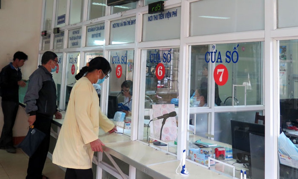 Không đồng loạt tăng giá viện phí với người không có BHYT từ 1/6 - 1
Không tăng đồng loạt giá dịch vụ y tế từ 1/6.