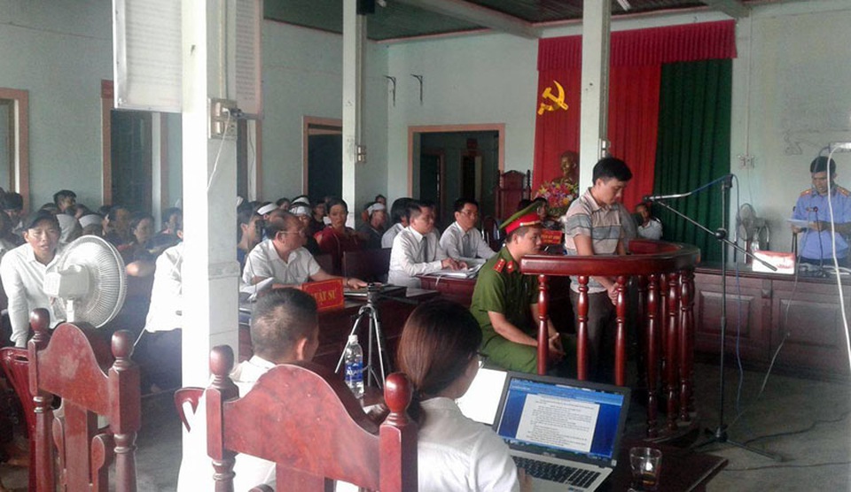 Xử nghi án tài xế cố tình cán chết nam sinh: Trả hồ sơ điều tra bổ sung - 1 Bị cáo Phan Đình Quân trước vành móng ngựa