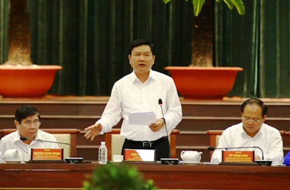 Bí thư Thăng: "Doanh nhân, doanh nghiệp phải dám nghĩ, dám làm" - 1 Bí thư Thăng cho rằng, TPHCM là đầu tàu kinh tế, hết sức năng động nên phải chấp nhận đổi mới để phát triển