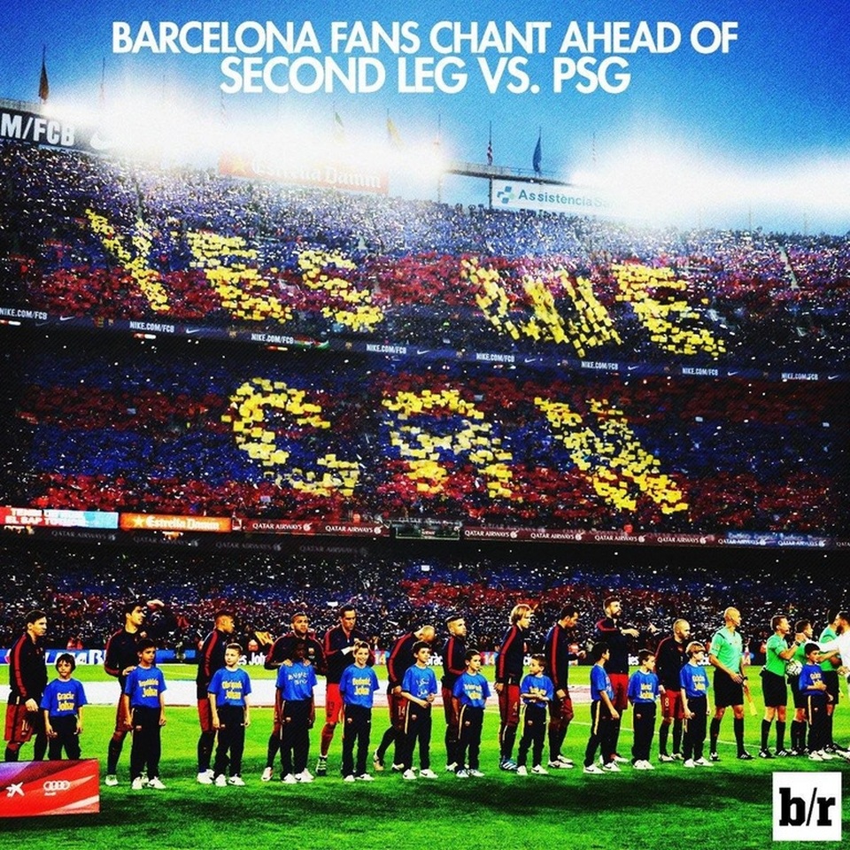 Arsenal chỉ là “phiên bản lỗi” của Barcelona? - 1 Dòng biểu ngữ lớn Yes we can ở sân Nou Camp