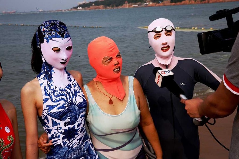 Bộ sưu tập facekini mới vừa được giới thiệu, gây sự chú ý từ dư luận Trung Quốc