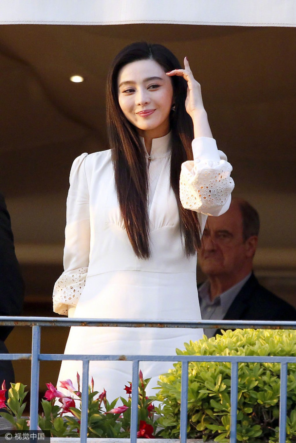 Phạm Băng Băng duyên dáng trong lần đầu làm giám khảo LHP quốc tế Cannes - 8
LHP Cannes năm 2017 sẽ diễn ra từ ngày 17 tới 28/5/2017. Nhà biên kịch kiêm đạo diễn danh tiếng người Tây Ban Nha - Pedro Almodóvar được chọn làm chủ tịch hội đồng giám khảo tại kỳ LHP Cannes năm nay.