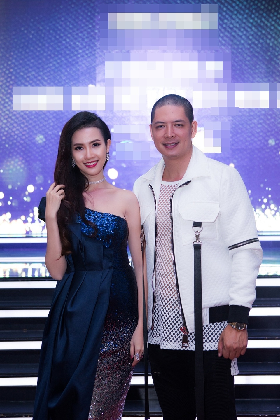 Cựu người mẫu cũng nhận cũng đồng ý nhận lời mời làm giám khảo một cuộc thi. Anh rất hào hứng với vai trò mới này. Tuy bận rộn với công việc nhưng Bình Minh cho biết, anh vẫn dành những khoảng thời gian quý giá nhất trong ngày cho gia đình. Những khi rảnh rỗi, anh thích chơi các trò chơi vận động với con.