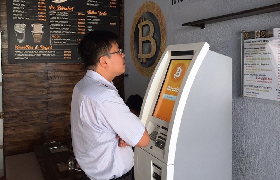 Hơn 7.000 máy “đào” tiền ảo Bitcoin "xâm nhập" thị trường TPHCM - 1 Tiền ảo đang “tung hoành” ở khắp mọi nơi tại TPHCM