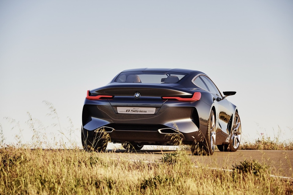 BMW chính thức ra mắt 8-Series concept - 9 BMW chính thức ra mắt 8-Series concept - 9
