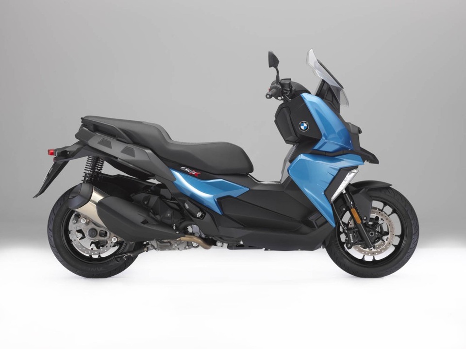 BMW C 400 X - Động cơ một xi-lanh và ngập tràn công nghệ - 7 BMW C 400 X - Động cơ một xi-lanh và ngập tràn công nghệ - 7