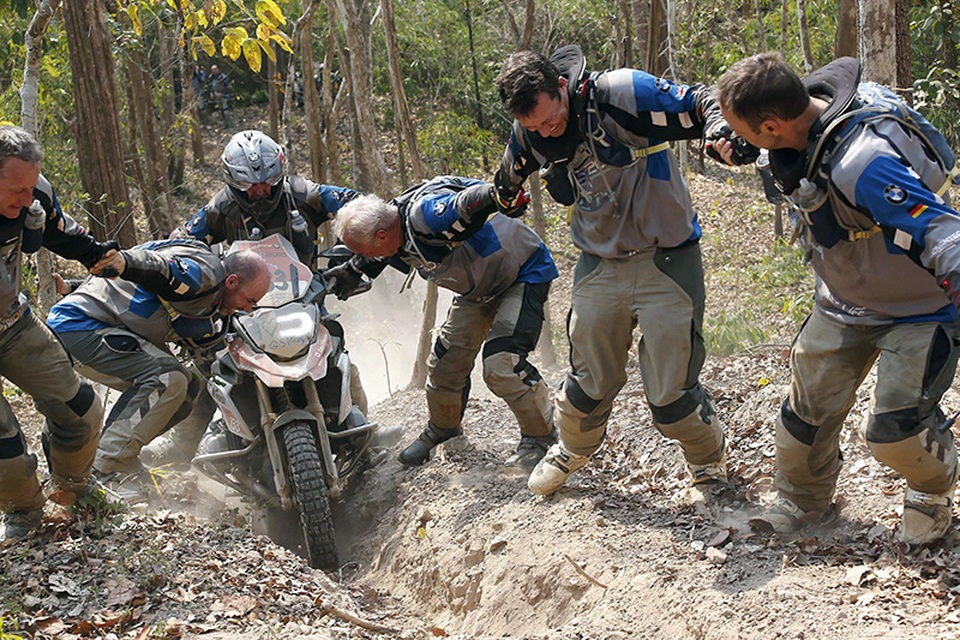 BMW GS Trophy - Cuộc chơi dành cho đàn ông đích thực - 9