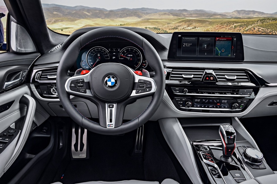 M5 2018 sẽ là xe đắt nhất và nhanh nhất của BMW tại Mỹ - 14 M5 2018 sẽ là xe đắt nhất và nhanh nhất của BMW tại Mỹ - 14