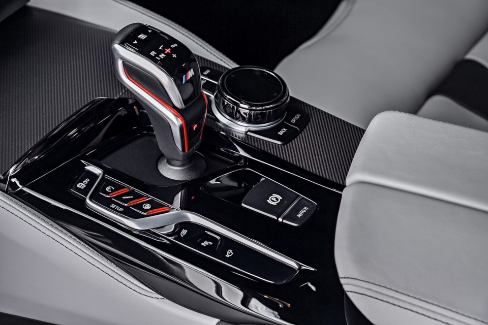 BMW chính thức giới thiệu M5 thế hệ mới - 13 BMW chính thức giới thiệu M5 thế hệ mới - 13