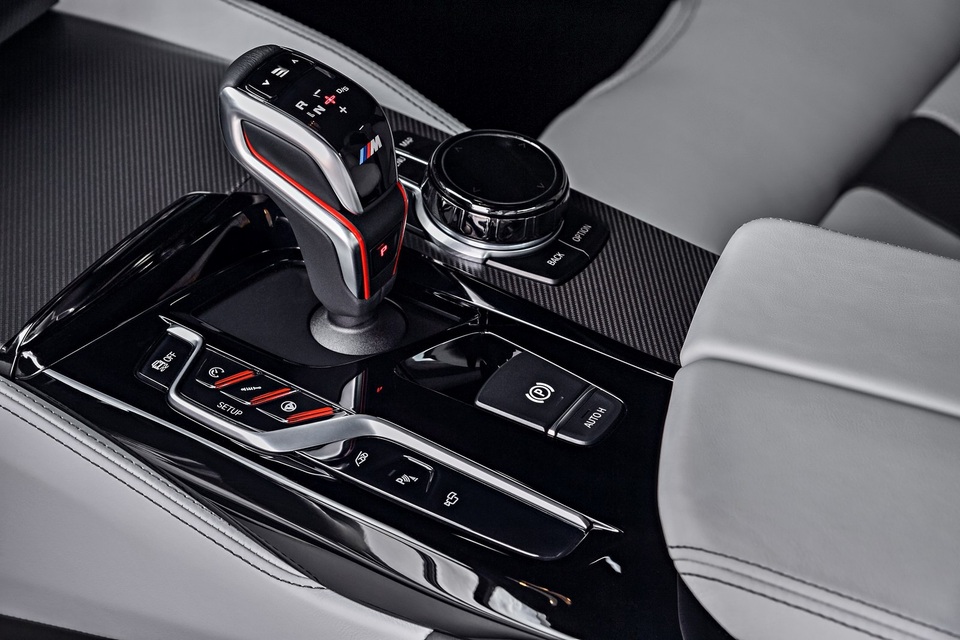 M5 2018 sẽ là xe đắt nhất và nhanh nhất của BMW tại Mỹ - 17 M5 2018 sẽ là xe đắt nhất và nhanh nhất của BMW tại Mỹ - 17