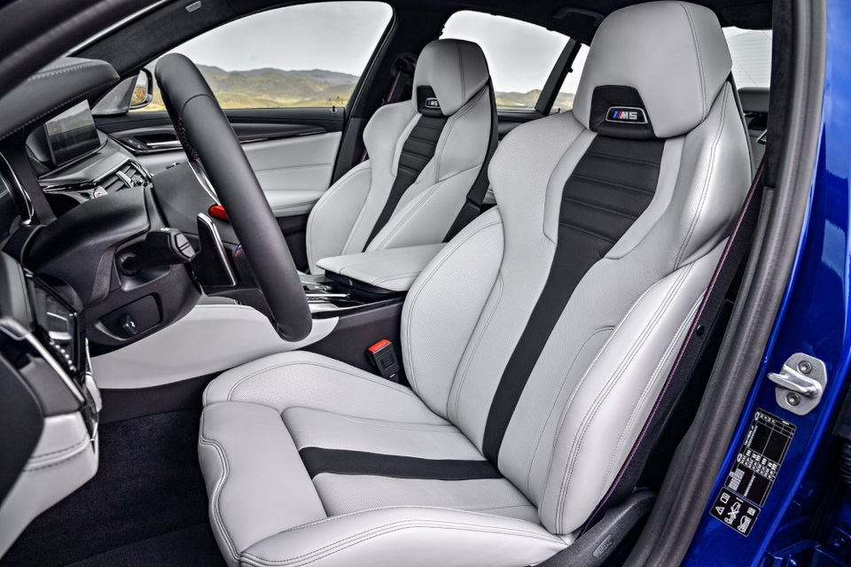 BMW chính thức giới thiệu M5 thế hệ mới - 15 BMW chính thức giới thiệu M5 thế hệ mới - 15