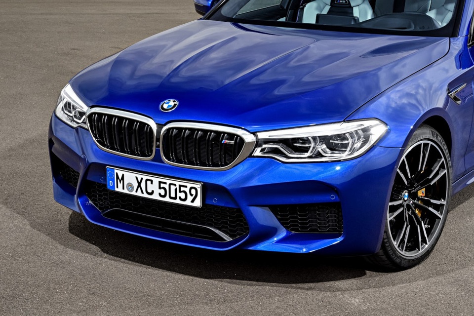 BMW chính thức giới thiệu M5 thế hệ mới - 3 BMW chính thức giới thiệu M5 thế hệ mới - 3