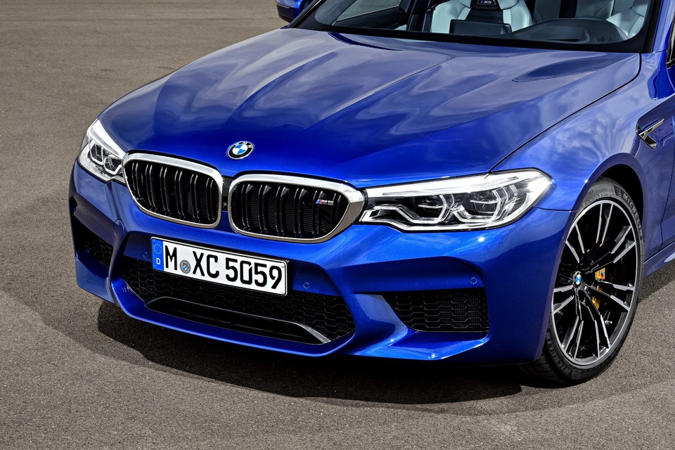 M5 2018 sẽ là xe đắt nhất và nhanh nhất của BMW tại Mỹ - 6 M5 2018 sẽ là xe đắt nhất và nhanh nhất của BMW tại Mỹ - 6