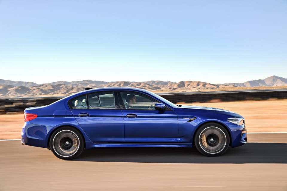 BMW chính thức giới thiệu M5 thế hệ mới - 6 BMW chính thức giới thiệu M5 thế hệ mới - 6