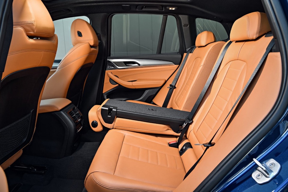 BMW giới thiệu X3 thế hệ mới - 4 BMW giới thiệu X3 thế hệ mới - 4